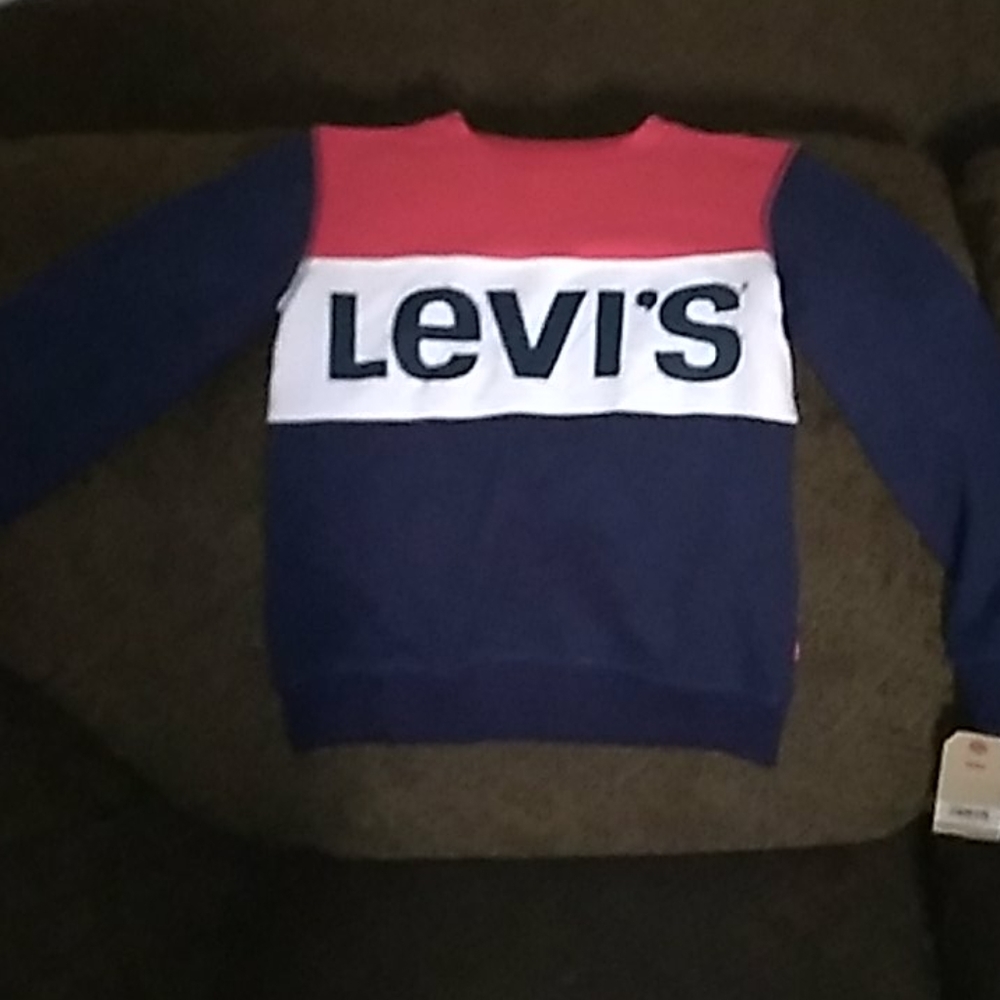 Levi's shirt